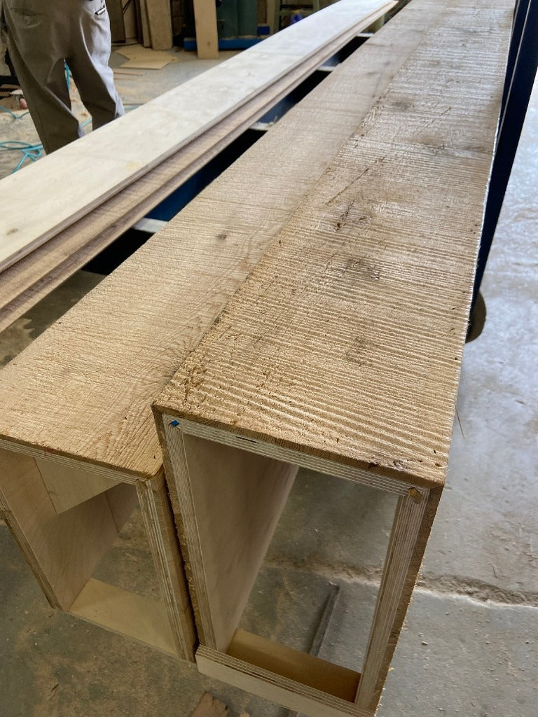 Reclaimed Resawn Box Beam Texture